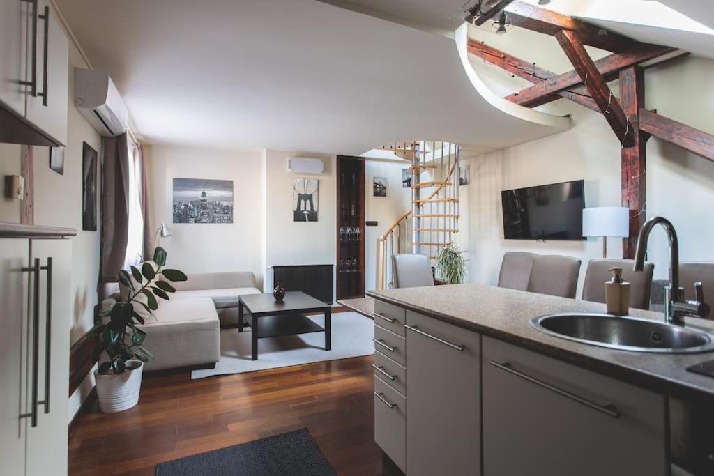 Apartamento Klotild & Matild Floor In Downtown *