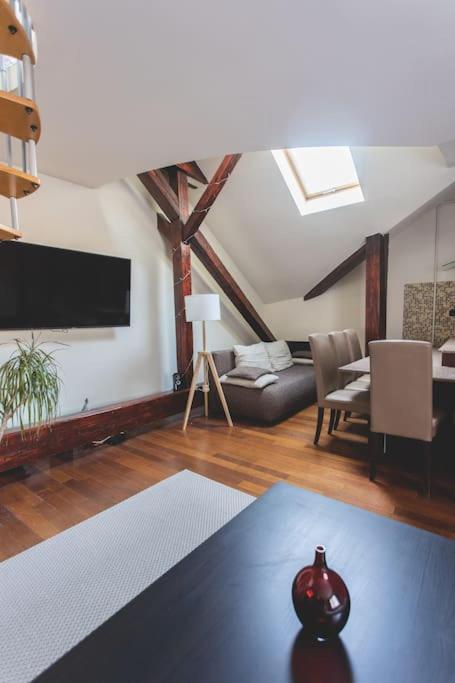 Klotild & Matild Floor In Downtown Apartamento Budapeste